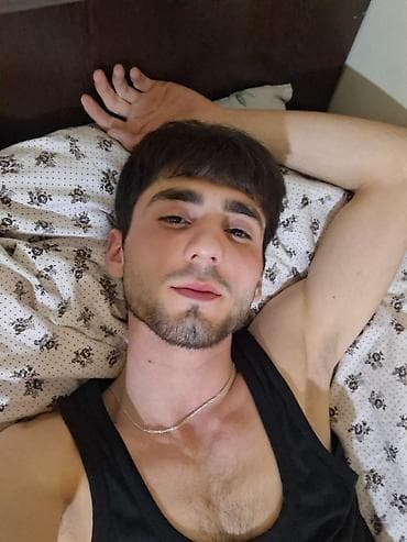sexsi surucu axtariram: Model, Kişi, 24 yaş, 3-5 illik təcrübə — 1