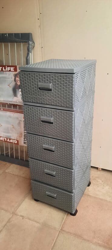 pilasdiq qapi: Yeni, Açılan, 5 qapı Düz dolab, Qarderob, paltar dolabı — 2