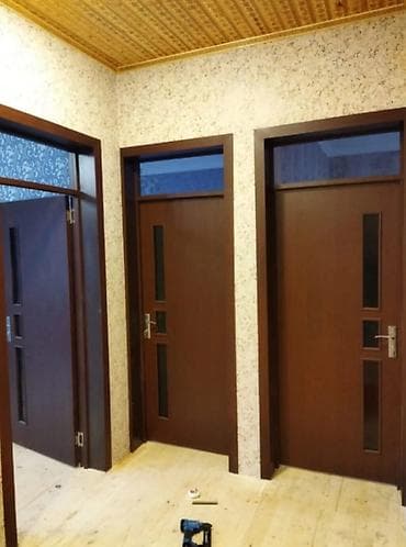 suse qapi: UNIDOORS interyer qapıları – şüşəli modern dizayn - Model: şaquli — 3