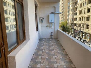 xutor kiraye: Gənclik metrosu yaxınlığı,Koroğlu parkının yanında,18 mərtəbənin,3-cü — 8