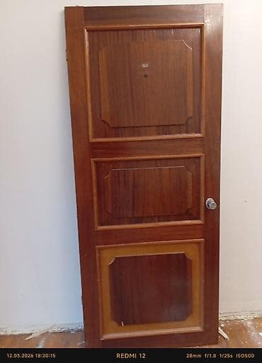 Tavan: Məhsul: Taxta otaq qapıları (şüşəli və taxta panelli modellər) — 3