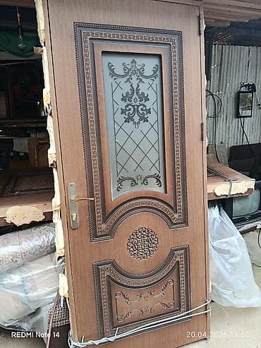 Taxta giriş/qapı dəsti - Material: ağac əsaslı, klassik qəhvəyi ton - — 1