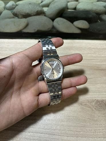 Yeni, Qol saatı, Casio, rəng - Gümüşü