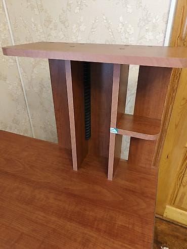 işlenmiş stollar: Düz masa, Polkalı, Siyirməsiz, Teksturalı laminat, Zəmanətsiz, Kredit yoxdur — 6