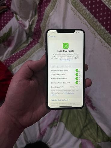 i̇phone 6 plus: IPhone Xs Max, Gümüşü, Face ID — 1