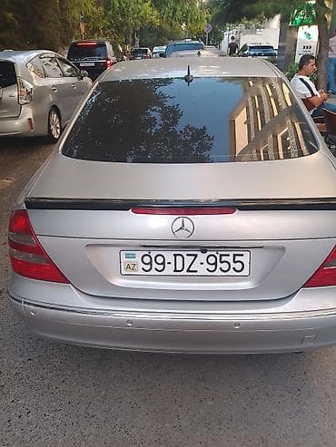 prius teker: Mercedes-Benz E-Class sedan (W211), gümüşü rəng. - Kuzov: 4 qapılı — 8