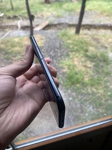 iphone 7 plud: IPhone 7, Qara, Barmaq izi — 3