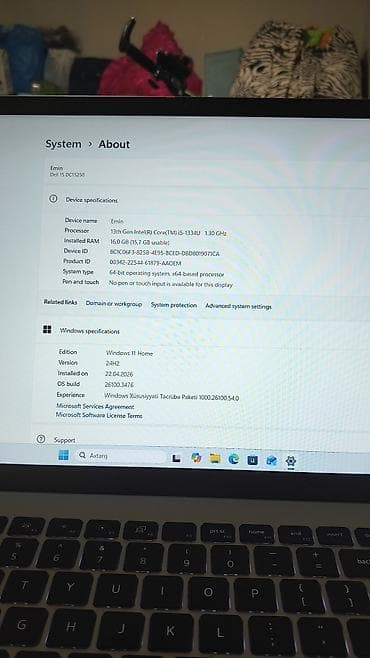 Dell 15 (model DCI5250) noutbuk Texniki göstəricilər: - Prosessor