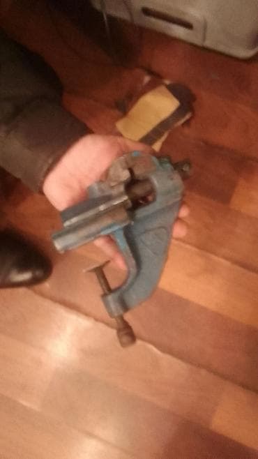 Masaüstü minilövhə tipli dəzgah mengeni (skoba) - Material: tökmə