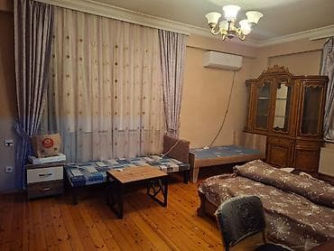 taxta stol stul: Özünə baxan işgüzar təmizkar 1 nəfər xanım otaq yoldaşı lazımdır — 1