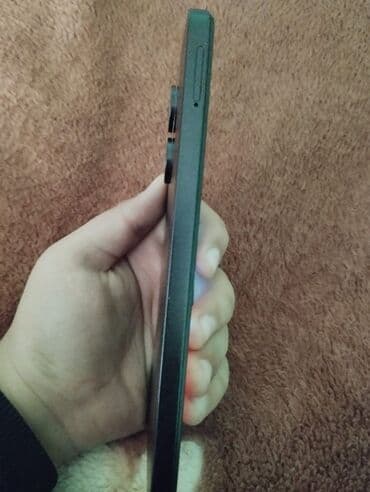 Xiaomi Redmi smartfon - Model: Redmi (arxa qapaqda “Redmi” loqosu) -