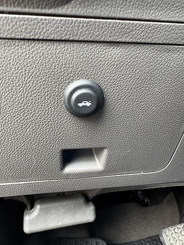 guzgu: Chevrolet Cobalt sedan - Kuzov: 4 qapılı sedan, tünd boz rəng - — 8