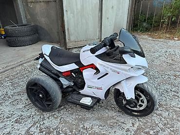 ninebot e2 pro: Hec bir problemi yoxdur alinannan 1-2 hefte surulub sora isledilmiyib — 1