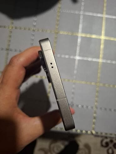 Samsung Galaxy S25 Ultra, rəng - Boz