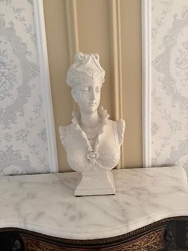 Antik üslubda dekorativ əşyalar və mebellər toplusu - Boulle — 2