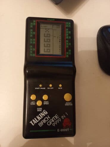 tetris oyuncaq: #tetris oyun konsolu original 1999-cu ilde alinandir.Islek — 3