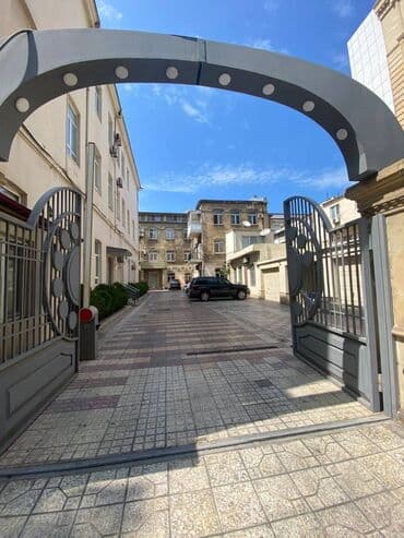 2 otaqlı mənzil vasitəçisiz: Sahil metrosunun yaxınlığında 3 mertebeli binanın 2-ci mərtəbəsində — 6