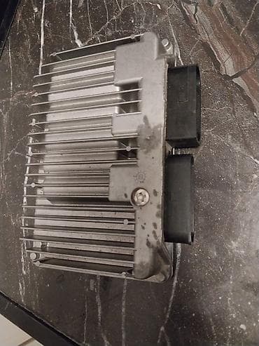 buggy motor: Bmw . Valvetronic (VVT) sisteminin idarəetmə blokudur — 4
