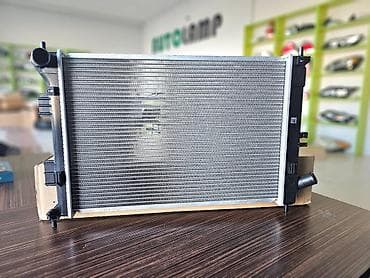 Hyundai Elantra 2011 su radiatoru .Hyundai Elantra 2011-2015 su