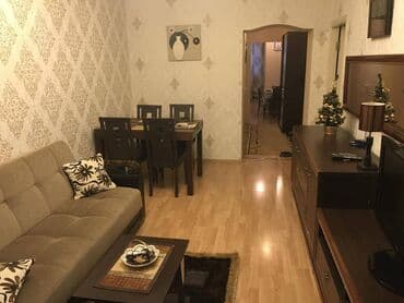 bine qesebesinde ev: Səbail rayonu,İçəri şəhər metrosuna 3 dəqiqəlik məsafədə. Bəy — 2