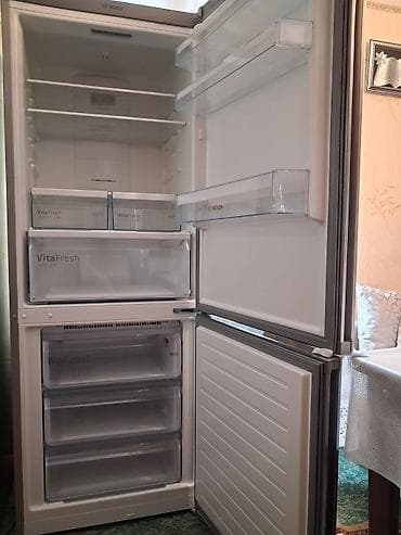 2 qapılı Bosch Soyuducu Satılır, rəng - Gümüşü