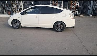 salyan moto: Toyota Prius: 1.5 l | 2008 il Hetçbek — 2