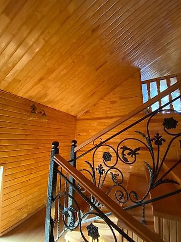 bileceride heyet evi: Təmirli, geniş həyətli 3 mərtəbəli fərdi yaşayış evi. Plan və sahə: - — 5