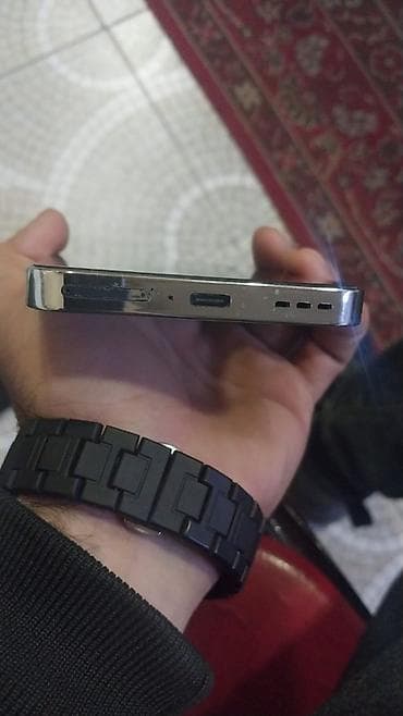 nokia telefon 6300: Məhsul: Ağıllı telefon (ağ arxa panel, üçlü arxa kamera modulu) — 4