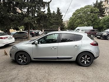 Renault Megane: 1.5 l | 2012 il 31000 km Hetçbek — 6