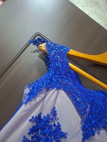 сони на прокат: Вечернее платье, Макси, M — 3