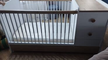 2 mərtəbəli çarpayı: Oğlan və qız üçün, İşlənmiş, Dördbucaq, Beşik, Dəst ilə, Matras ilə, Yellənmə mexanizmsiz — 2