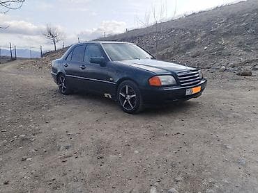 mersedes oturacaq: Mercedes-Benz C-Class: 1.8 l | 1995 il Sedan — 9