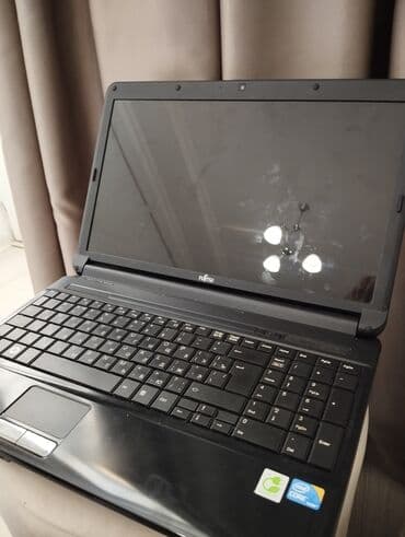 siemens notebook fujitsu: Intel Core i3, 4 GB, 15.6 " — 1