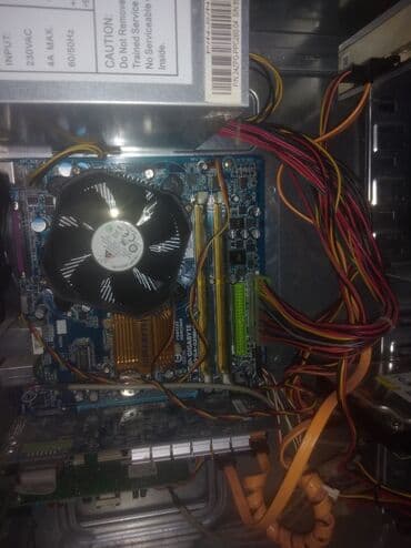 intel core i3 qiymeti: Sistem blokudu işliyir. Çoxtan termopasta vurulmuyıb deyə razetka — 2