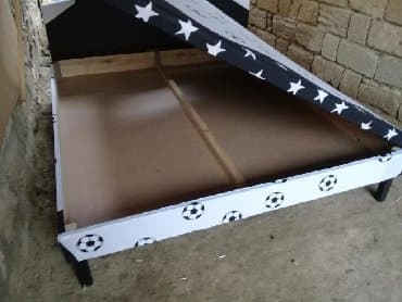 carpayi bazali: Taxt bazali

2 neferlikdir sandigsiz 2 neferlik 100m — 5