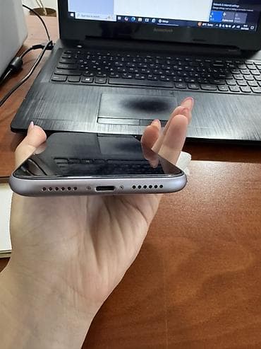 panel radiator: IPhone 11, 128 GB, Deep Purple, Face ID — 2