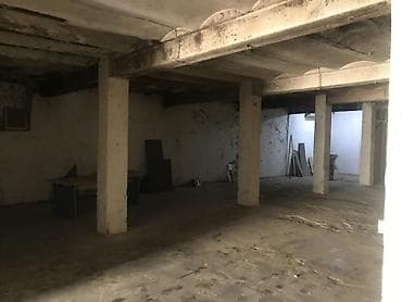 qobuda kiraye ev: Obyekt/anbar sahəsi 250 kv.m - Giriş: geniş ikitaylı metal qapı — 8