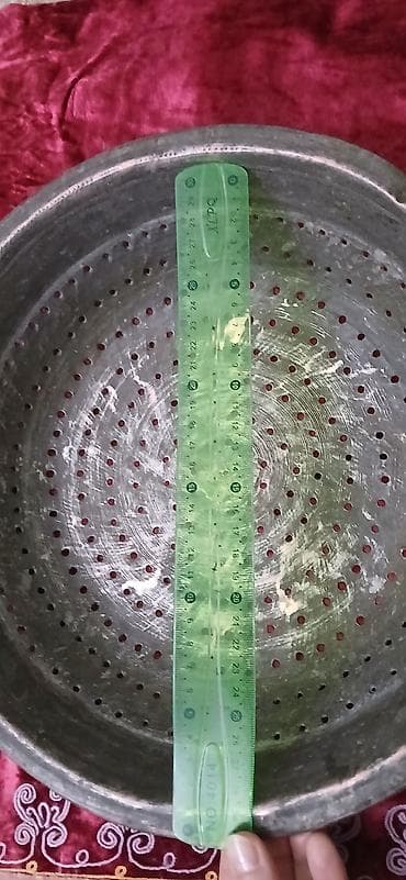 suzgəclər: Məhsul: Qedim Mis süzgəc/ələk qabı Xüsusiyyətlər: - Material:mis — 2