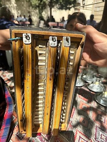 Səs avadanlığı: Qarmon, Akustik, Ünvandan götürmə — 7