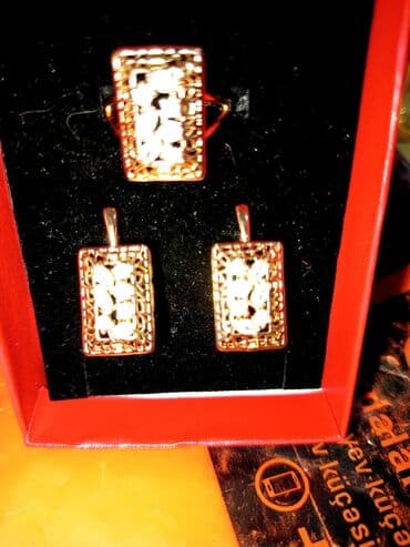 женские толстовки на молниями: Üzük və sırğalar - Metal: qızılı tonlu qirmizi rus qizili rengi - — 24