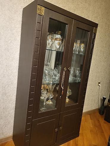 Qonaq otağı üçün vitrin və konsol dəsti - Rəng: tünd qəhvəyi (vengə — 1