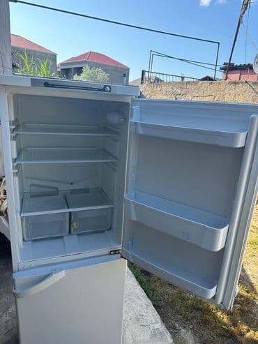 iwlenmiw xaladelnik: Б/у 2 двери Indesit Холодильник Продажа, цвет - Белый — 4