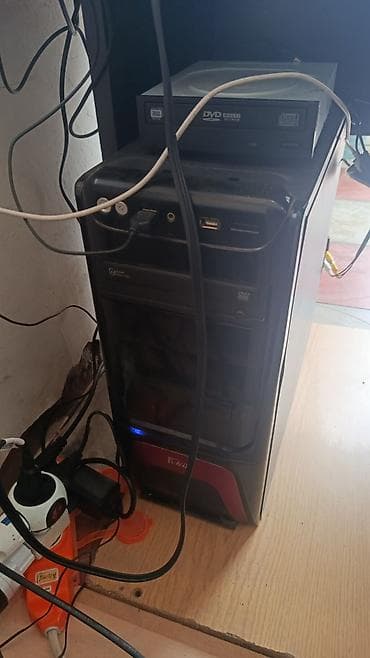 internet sazz: Masaüstü kompüter – Intel Core i3 sistemi Xüsusiyyətlər: - Prosessor — 2