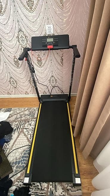 2 ci el elektrikli scooter: UREVO qaçış trenajoru - Brend/model: UREVO (konsol və çərçivədə loqo) — 1