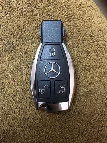 mercedes açar: Mercedes-Benz smart açar (3 düyməli) Xüsusiyyətlər: - 3 düymə — 2