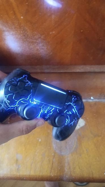 hdd disk: PlayStation 4 Pro oyun konsolu paketi – Model: Sony PlayStation 4 Pro — 2