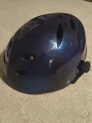 İdman qidaları: Baş ölçüsü:54-58 sm 350-400 gramdır çox möhkəmdir xl/l RAZMERDİR — 1