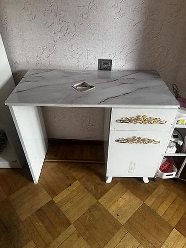 pufik stol: Düz masa, Siyirməli, Polkalı, Laminat, Kredit yoxdur — 1