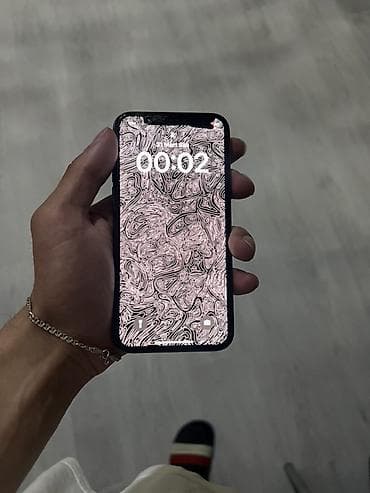 iphone 11 ucuz qiymeti: IPhone 11 Pro, 64 GB, Yaşıl, Qırıq — 3