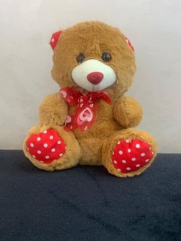 ayı pəncəsi yağı qiyməti: Qəhvəyi rəngli, yumşaq oyuncaq ayı. Ayının əlləri və qulaqları qırmızı — 1